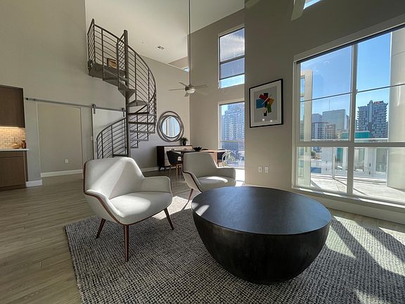3rd image of 550 W Date St #312