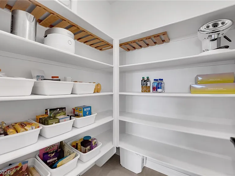 608 Highland Bluff Way — Photo 16