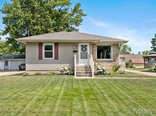 3287 Allen St, Hudsonville, MI 49426