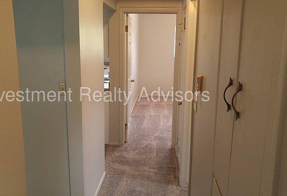 5th image of 541 N Dexter St