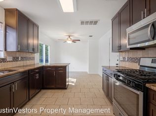 2203 Grove Dr, Round Rock, TX 78681