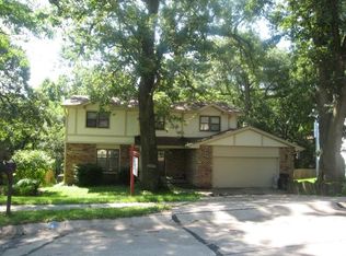 3703 Lawnwood Dr, Bellevue, NE 68123