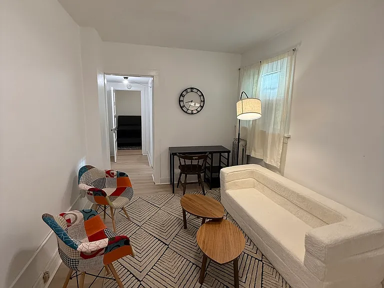 612 E Buffalo St — Photo 1
