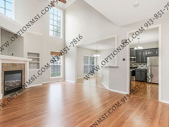 3rd image of 15532 Floyd St
