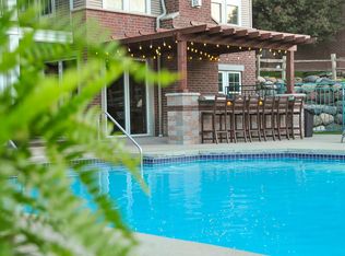 7538 Mid Town Rd APT 204, Madison, WI 53719