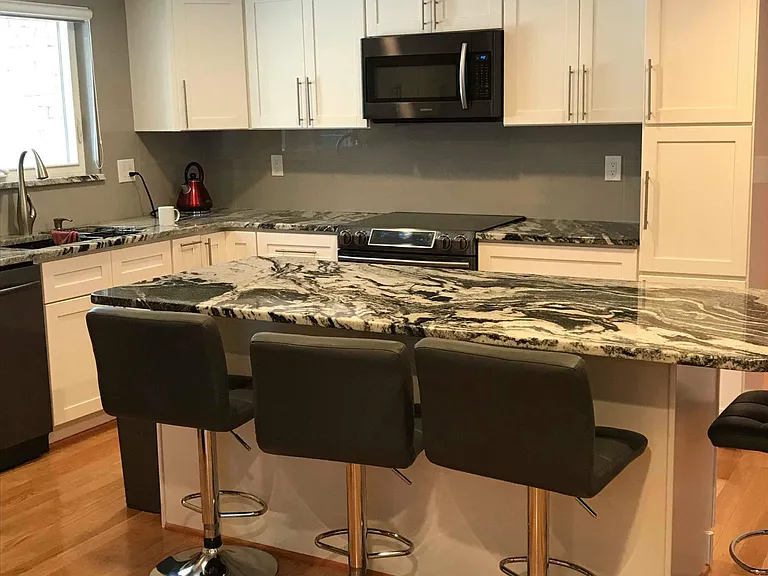 21 Gail Rd — Photo 3