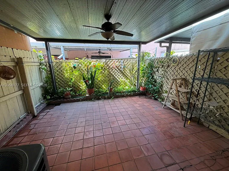 2560 W 53rd St #502 — Photo 16