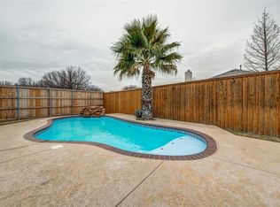 10305 Lake Ter, Hurst, TX 76053