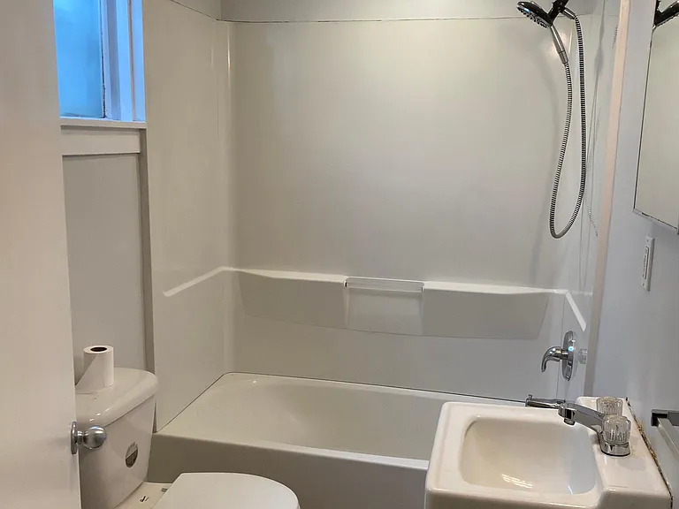 266 Fuller Ave SE #1 — Photo 11