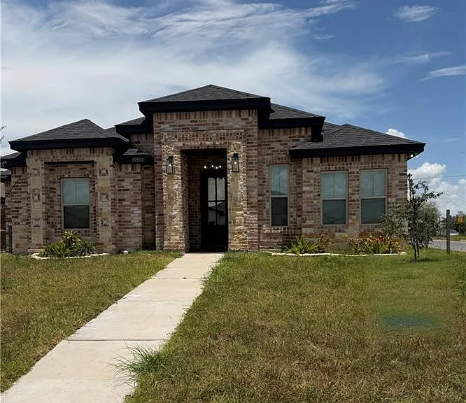 10800 N Sugar Bear Dr — Photo 1