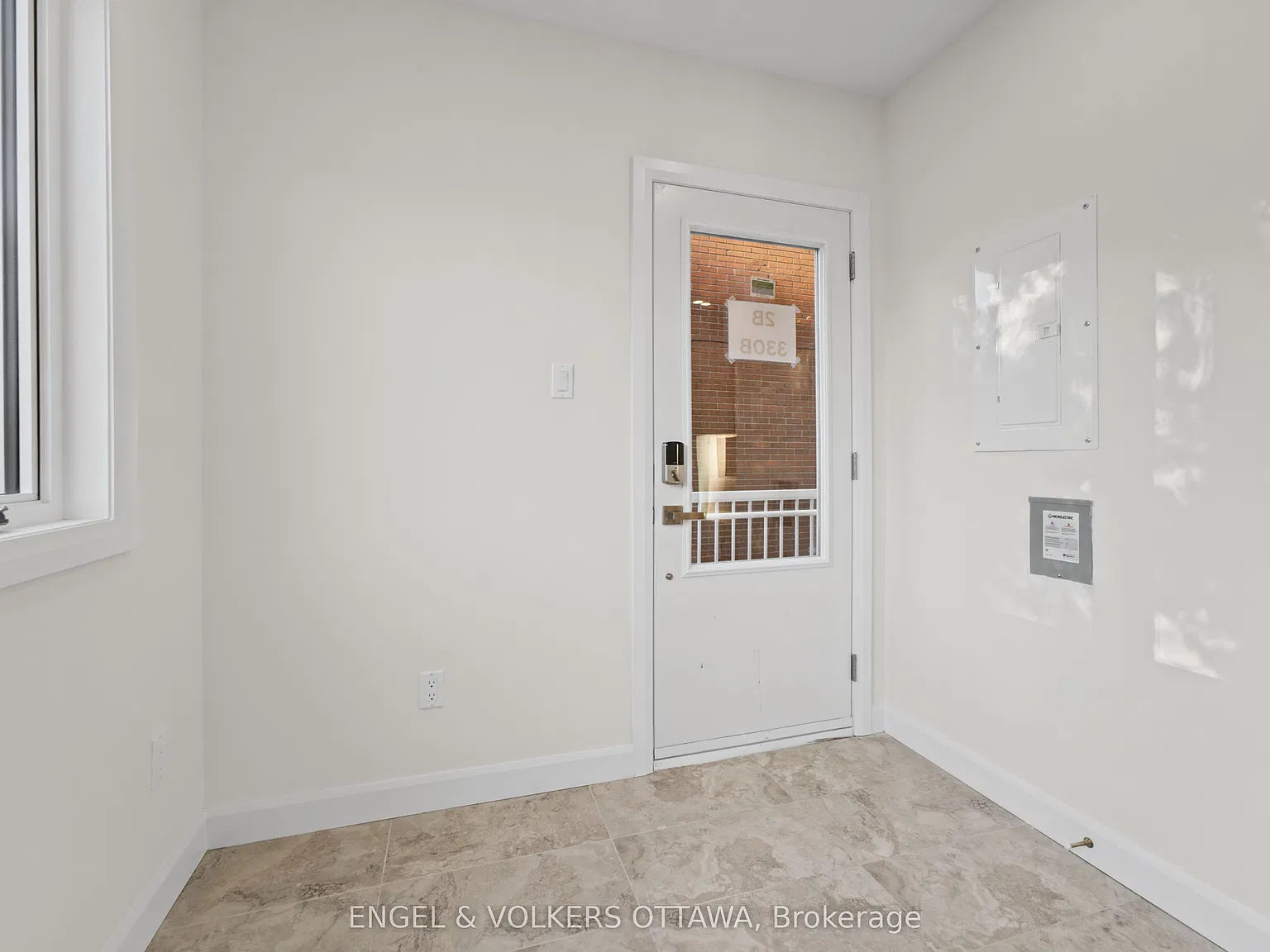 3 bed, $2,495 — Photo 3