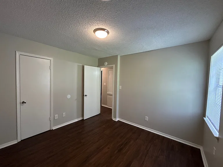 20 Lanway Cv #B — Photo 7