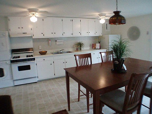 Eat in Kitchen