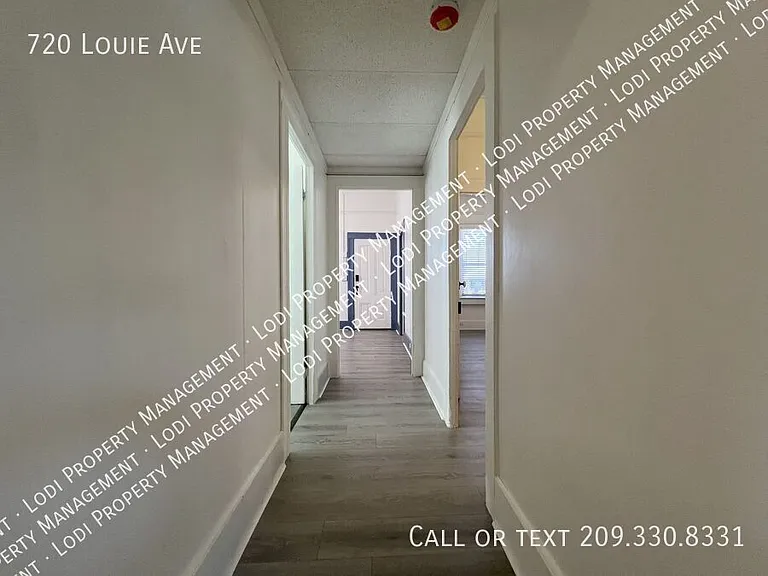 720 W Louie Ave — Photo 12
