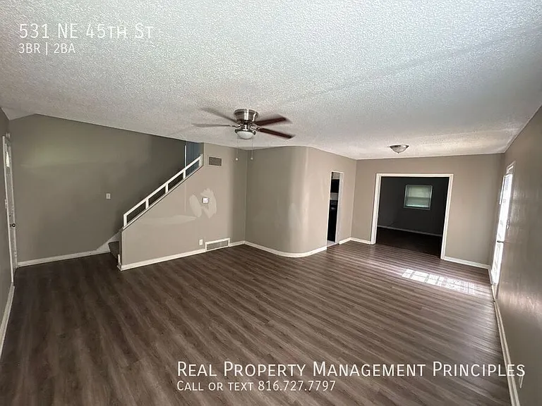 531 NE 45th St — Photo 2