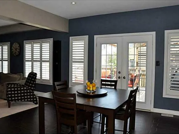 211 Chambers Dr, Hamilton, ON L9K 0C2