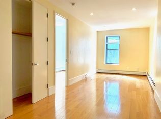 30-46 30th St, Astoria, NY 11102