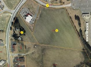 2-2A N Queen St, Kinston, NC 28501