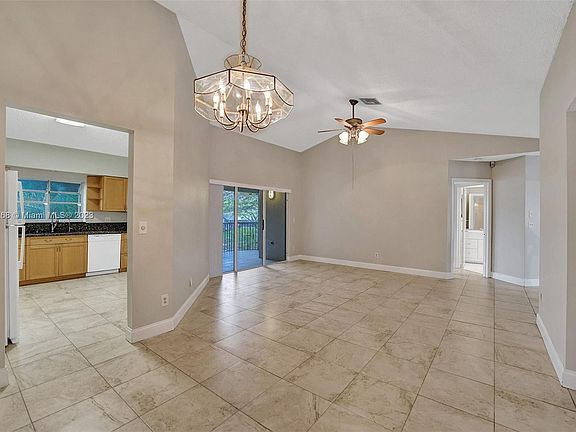 3rd image of 9207 NW 9th Pl