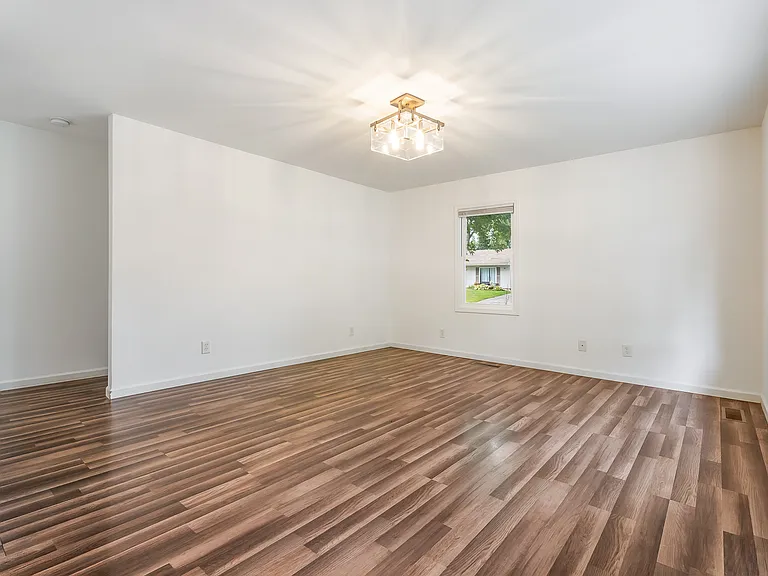 2360 Arrow St — Photo 12