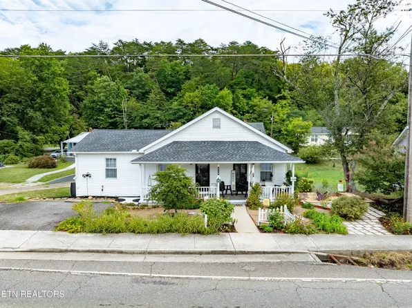 318 N Main St, Rocky Top, TN 37769