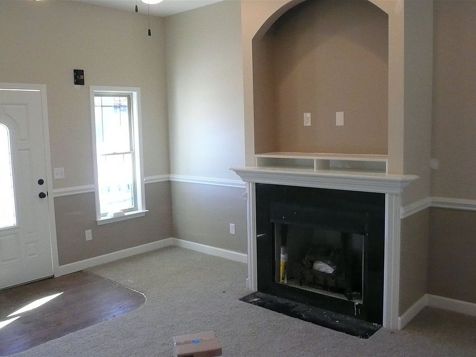 2nd image of 724 Cerons St Lot 184