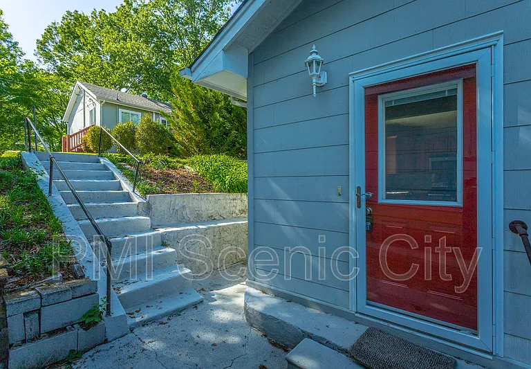 513 Lytle St — Photo 58