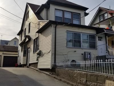 87-24 168th Pl, Jamaica, NY, 11432