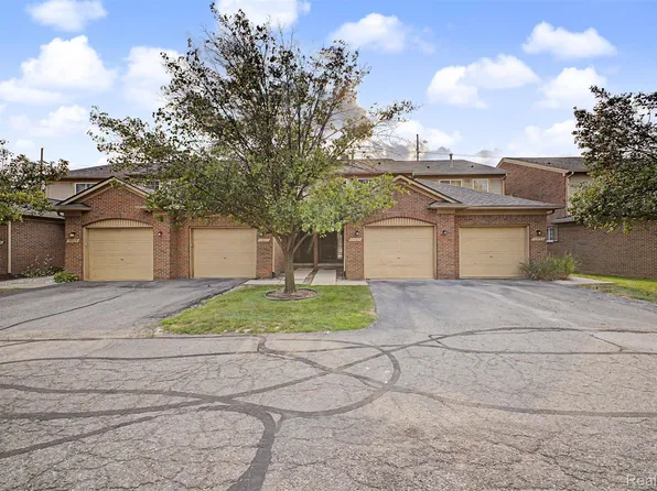9025 Newport Way, Livonia, MI 48150
