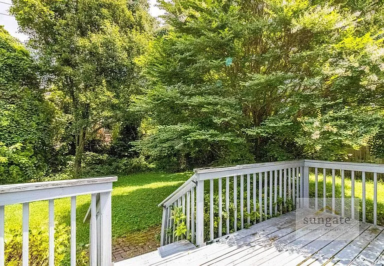 6017 Winthrope Ave — Photo 16