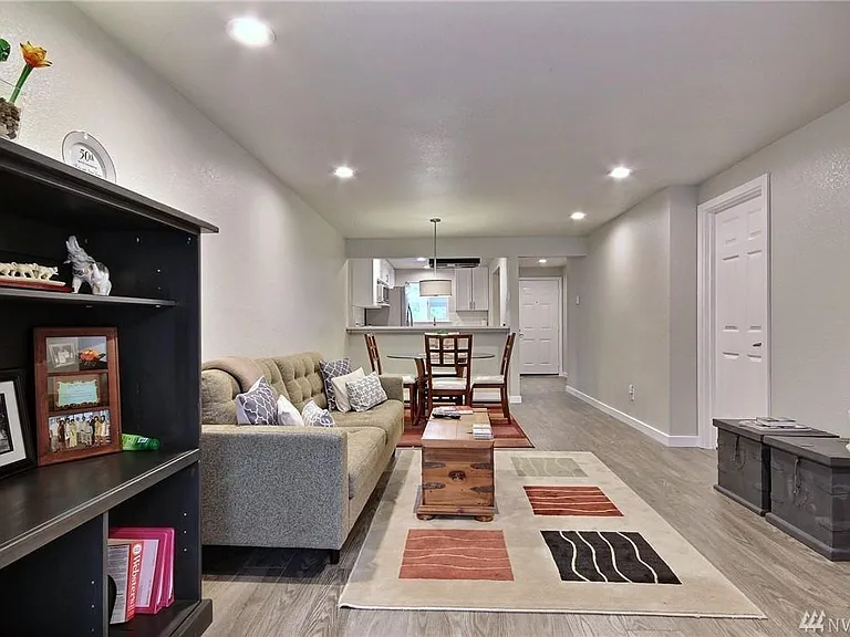 12621 SE 41st Pl #G103 — Photo 8