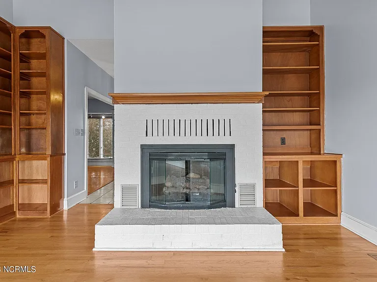 867 Castleberry Ct — Photo 31