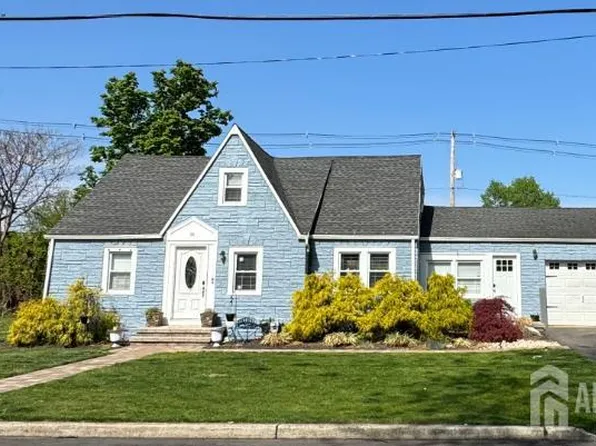 14 Madison Ave, Old Bridge, NJ 08857