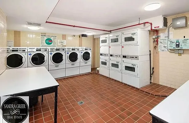 Rented by Oxford Property Group | media 20