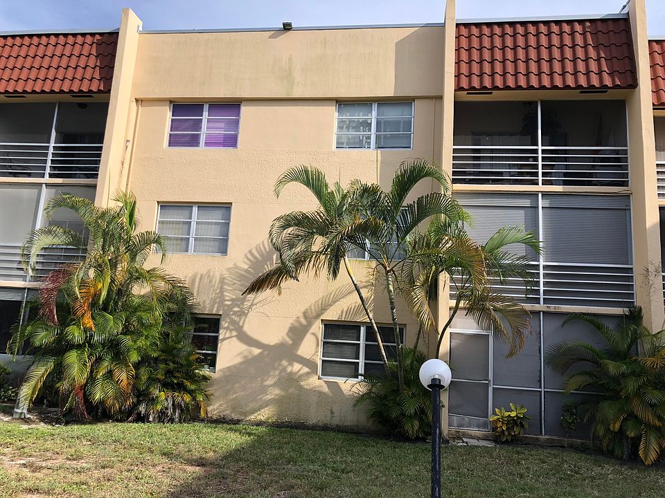Home For Sale In GEORGETOWN