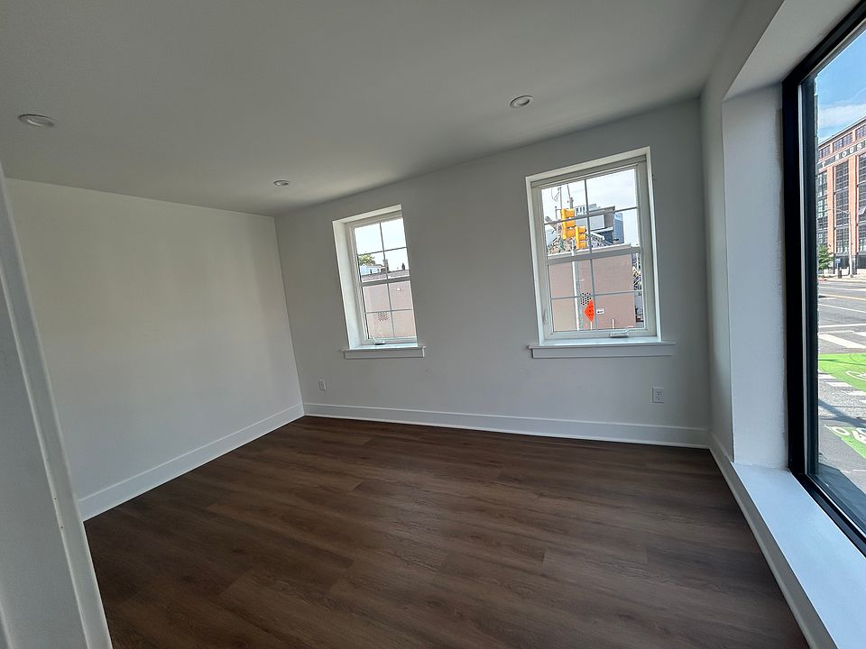 1st image of 1300 Gough St #2