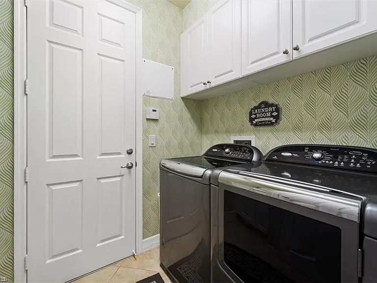 6670 Marbella Ln — Photo 19