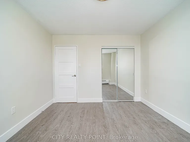 1500 Bathurst St #207 — Photo 9