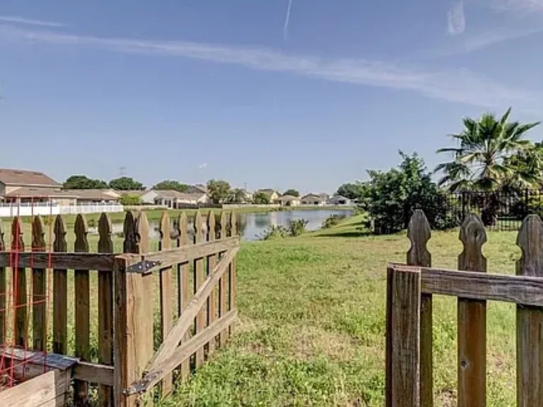 8508 Deer Chase Dr — Photo 15