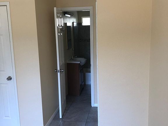 2nd image of 221 N Florence St #221