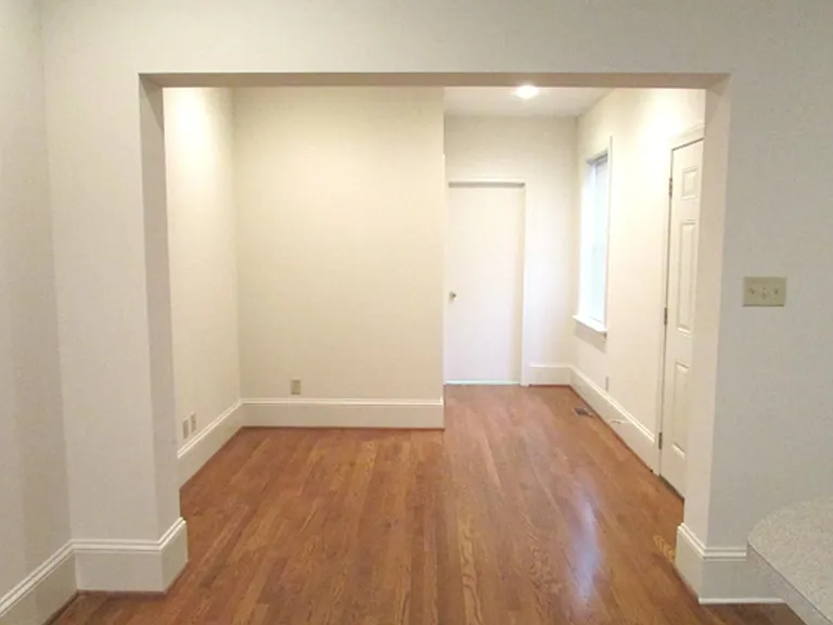 5 S Plum St — Photo 8
