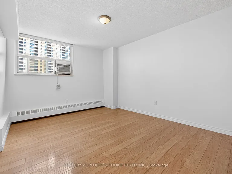 390 Dixon Rd #702 — Photo 25