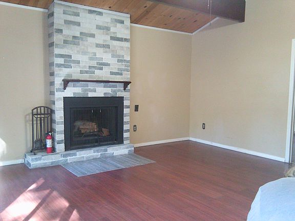 Fireplce in living room