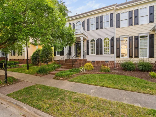 210 Presidents Walk Ln, Cary, NC 27519