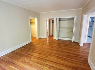 828 Reba Pl #2S, Evanston, IL 60202
