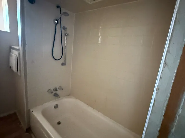 2601 Torrance St — Photo 11