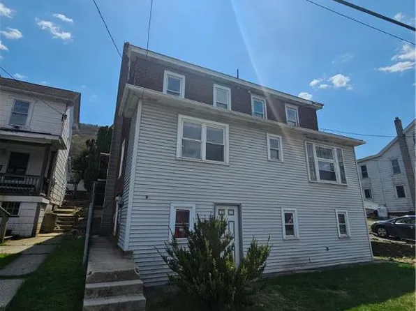 315 E Catawissa St, Nesquehoning, PA 18240