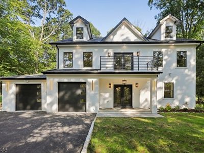 60 Crane Rd, Mountain Lakes, NJ, 07046