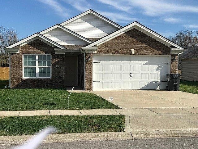 1st image of 329 Oxford Cir
