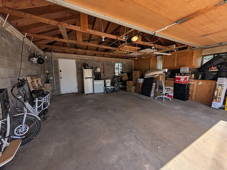 33 S Julian St — Photo 24